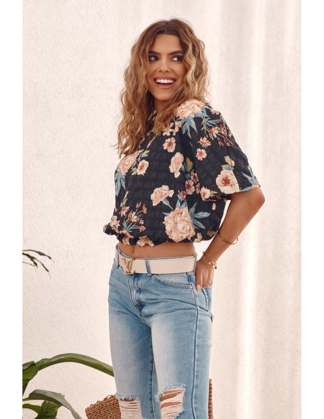 Oversize floral blouse, black, MP29583 - Online store - Boutique